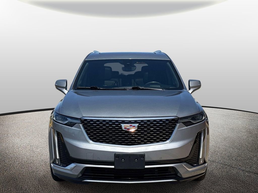 Used 2023 Cadillac XT6 Premium Luxury w/ Technology Package AWD/4WD image 5
