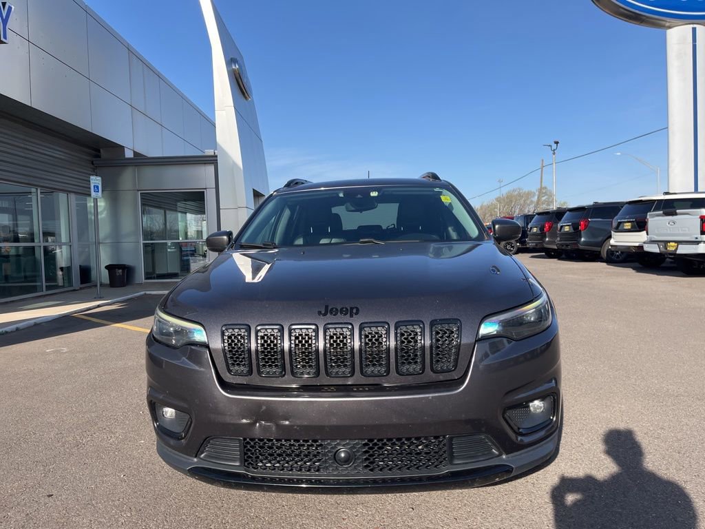 Used 2021 Jeep Cherokee Latitude Plus image 3
