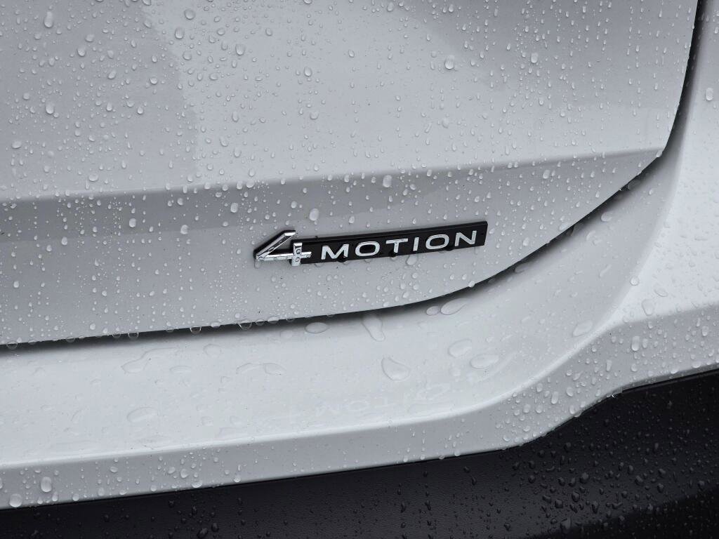 New 2026 Volkswagen Tiguan S image 14