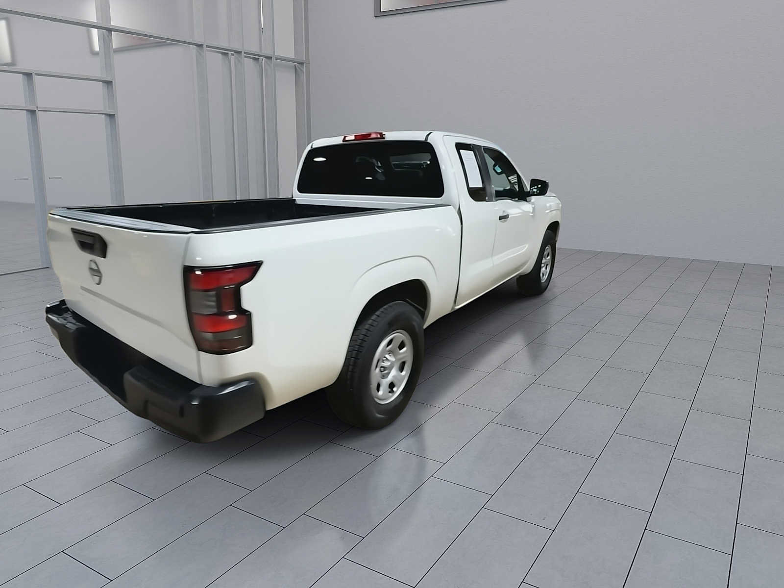 Used 2024 Nissan Frontier S w/ S Utility Package RWD image 8