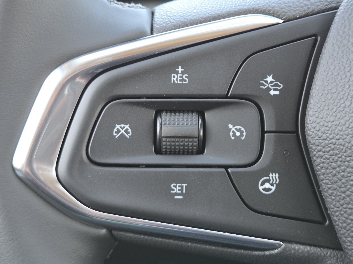 New 2026 Chevrolet Trax LT w/ Driver Confidence Package FWD image 30