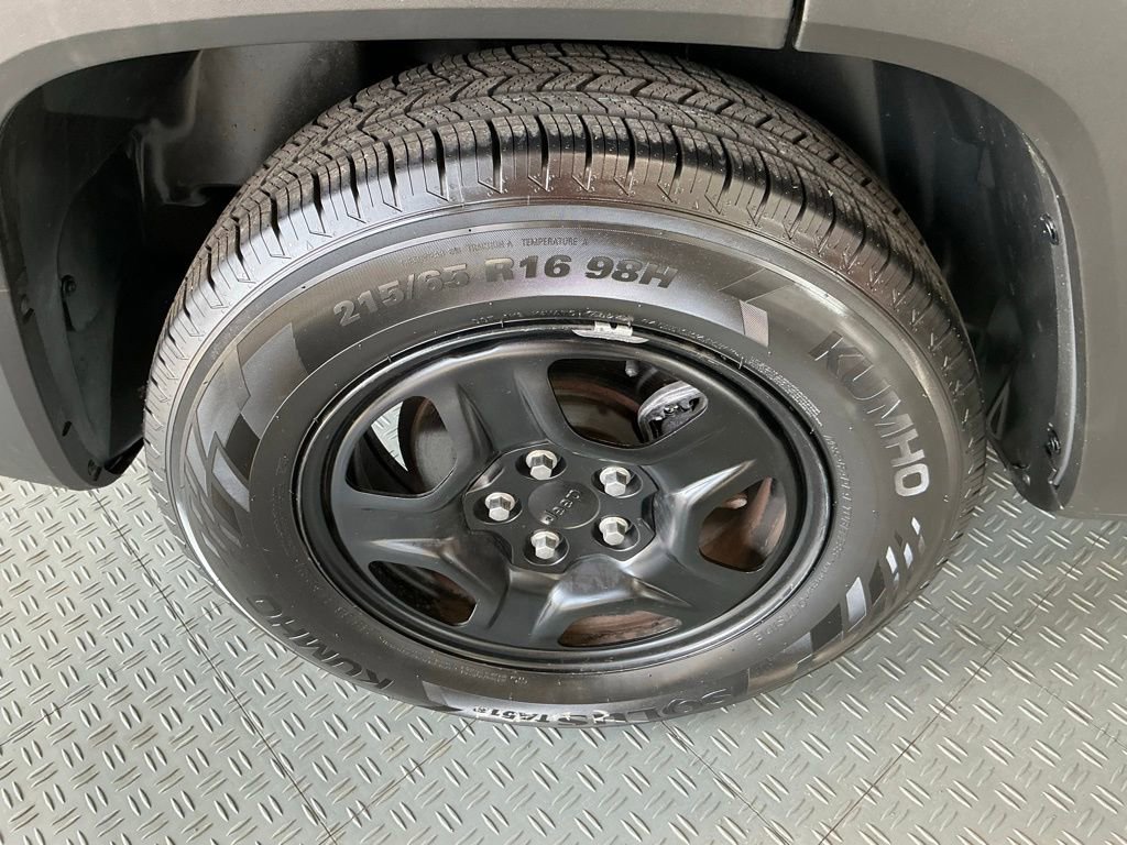 Used 2020 Jeep Renegade Sport w/ UConnect 7.0 Group image 34