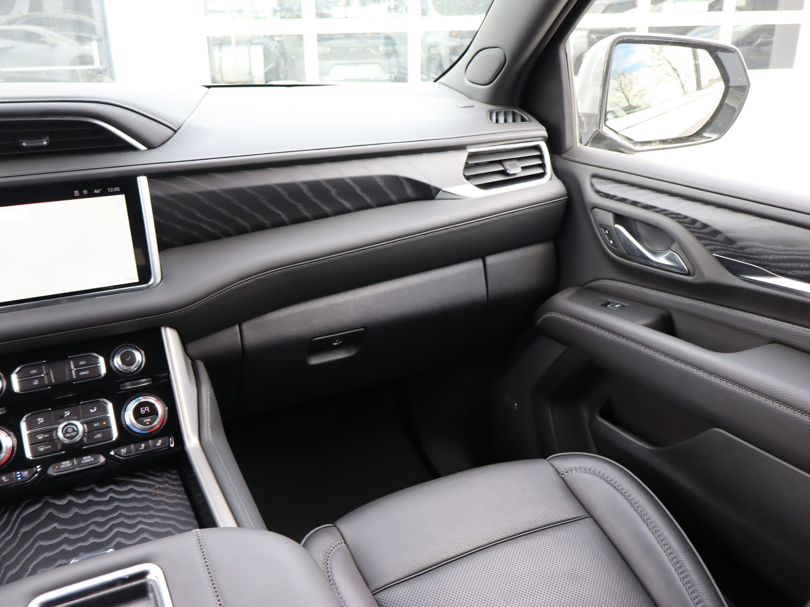 Certified 2024 GMC Yukon Denali image 15