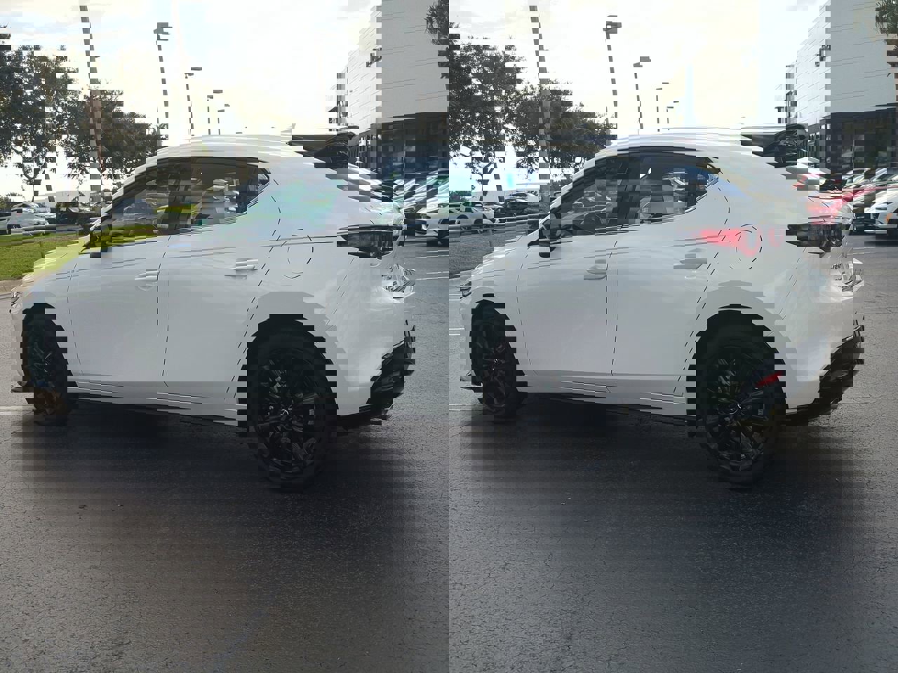 New 2025 MAZDA MAZDA3 Hatchback w/Premium Plus Pkg image 6