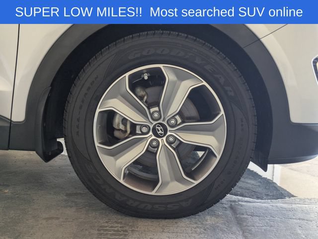 Used 2014 Hyundai Santa Fe GLS FWD image 11
