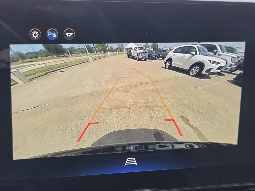 Used 2025 Chevrolet Equinox LT FWD image 18