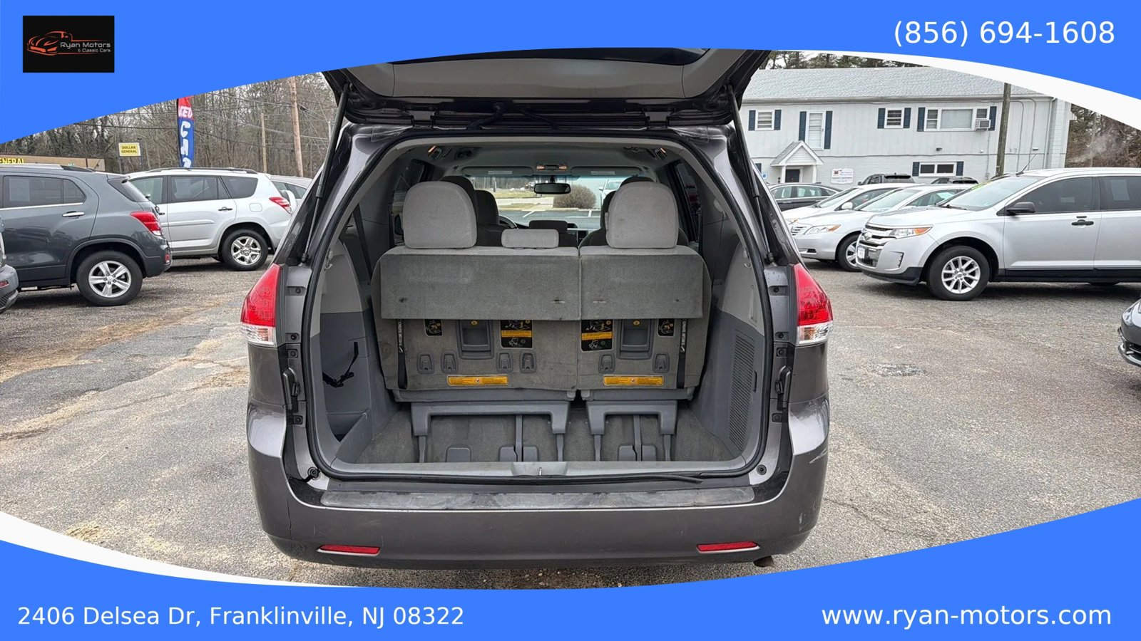 Used 2012 Toyota Sienna LE image 23