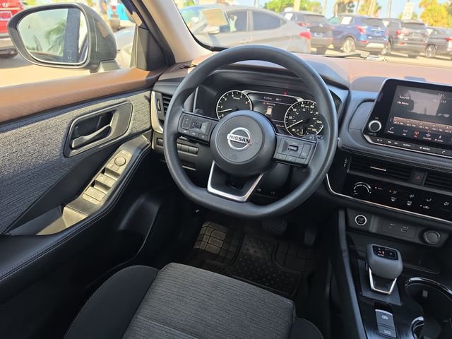 Used 2021 Nissan Rogue S FWD image 8
