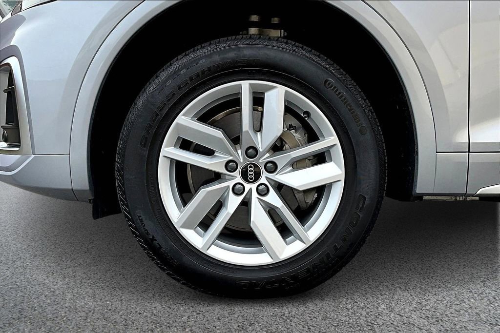 Used 2023 Audi Q5 2.0T Premium image 34