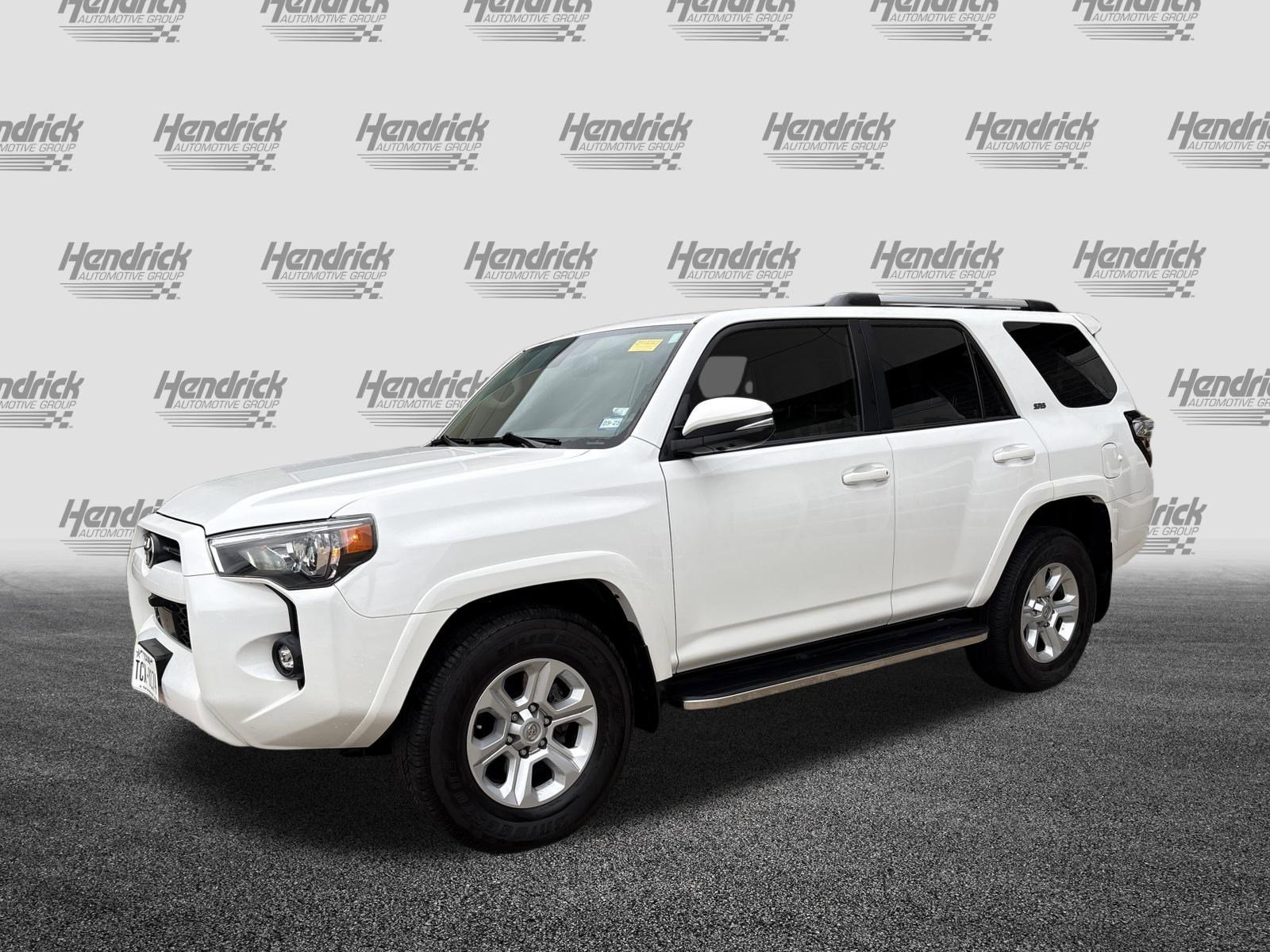 Used 2023 Toyota 4Runner SR5 Premium w/ Moonroof Package RWD image 5
