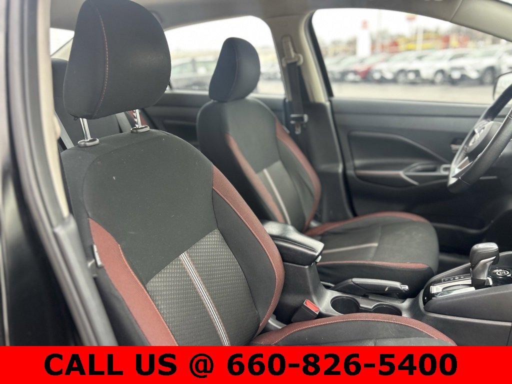 Used 2024 Nissan Versa SR image 7