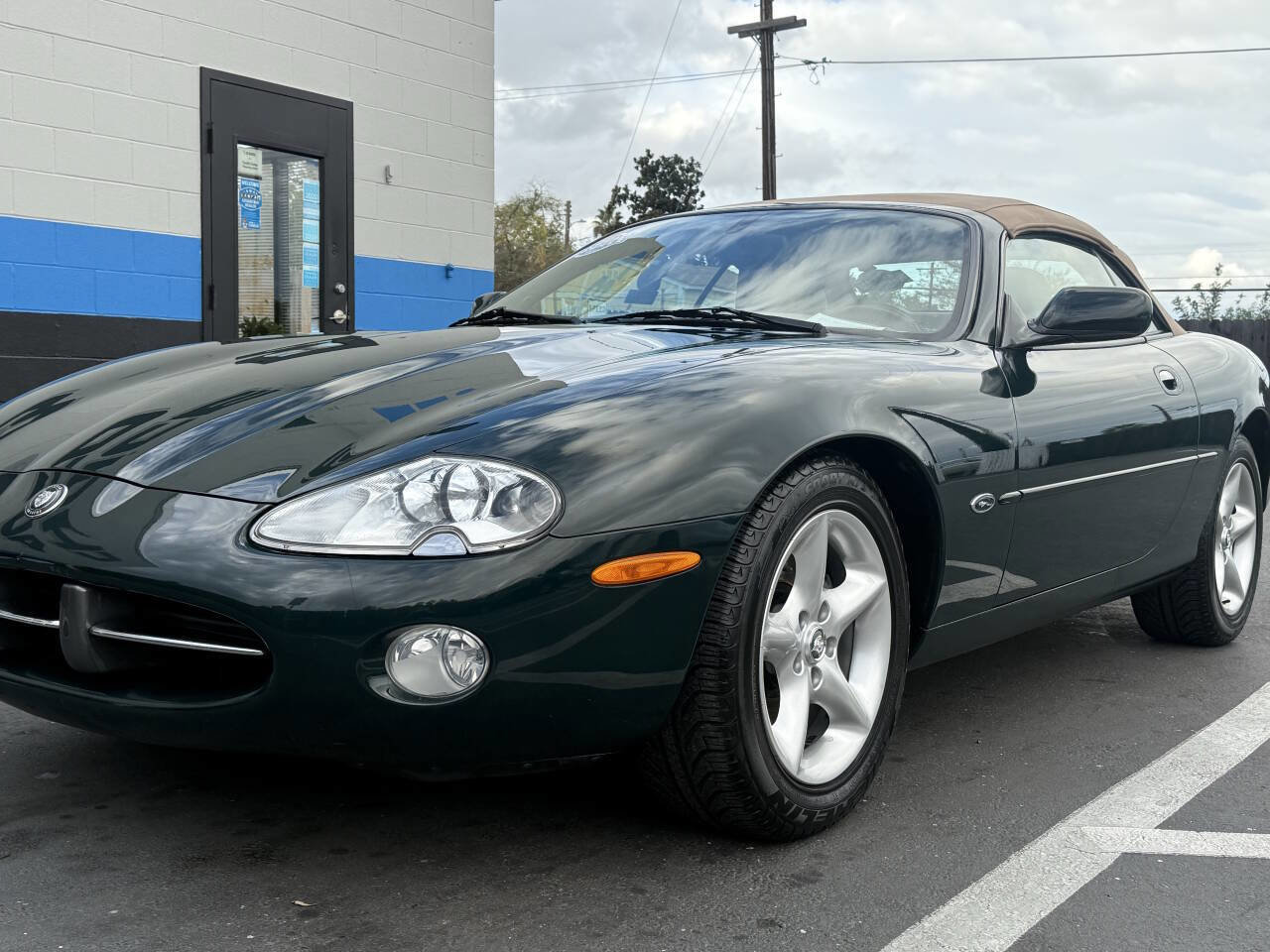Used 2001 Jaguar XK8 Convertible RWD image 19