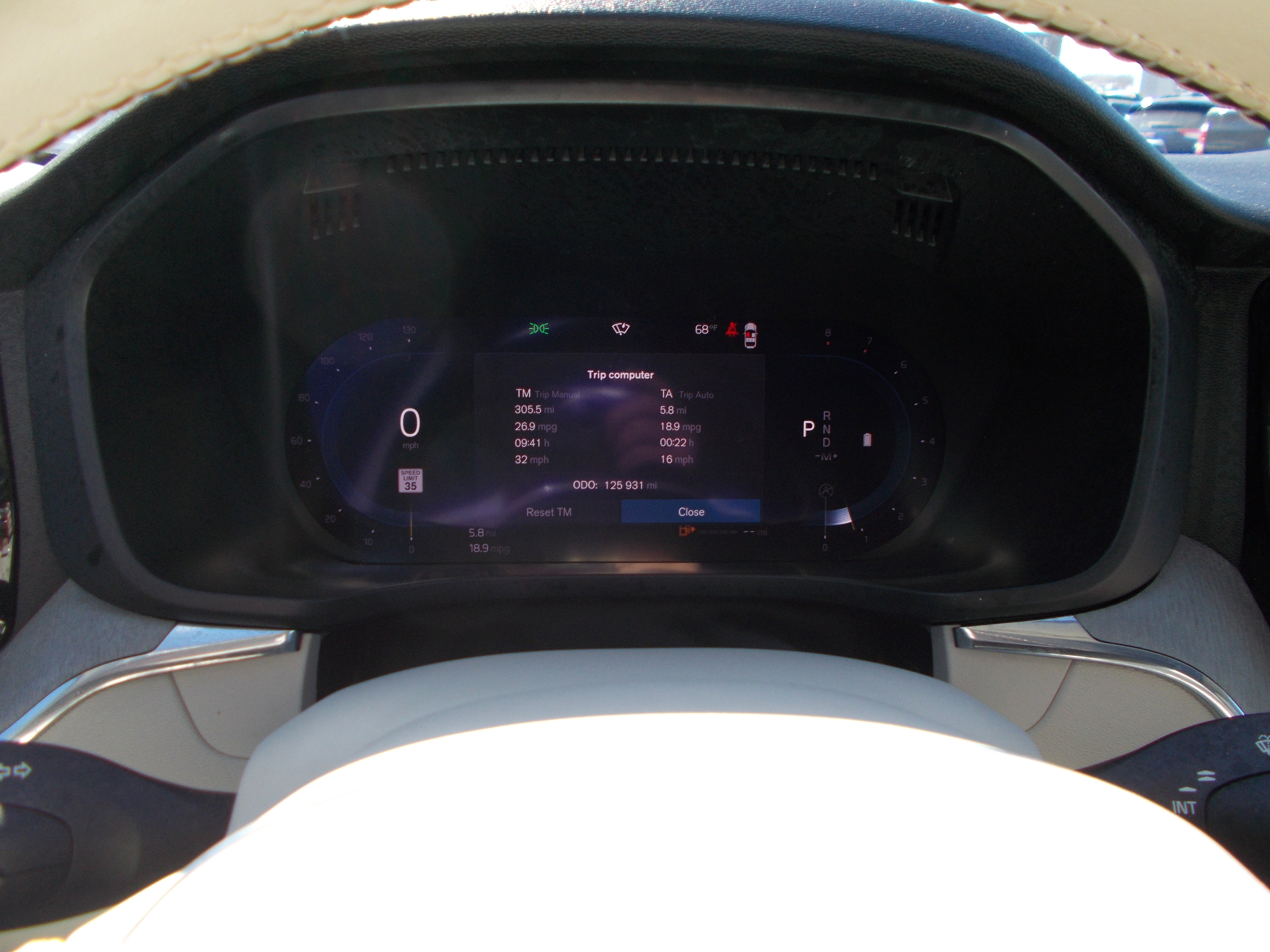 Used 2023 Volvo XC60 B5 Plus image 13