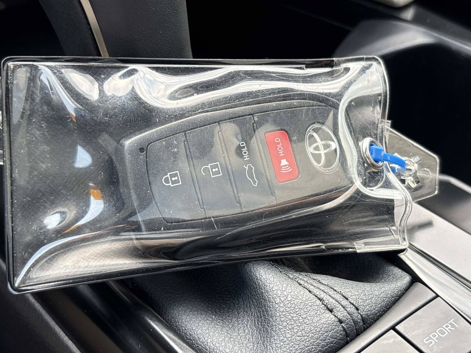 Used 2026 Toyota Camry SE FWD image 37