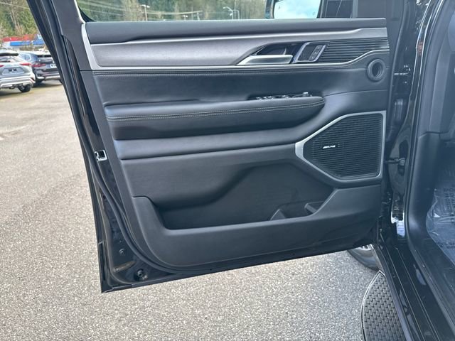 New 2026 Jeep Grand Wagoneer 4WD w/ Premium Group I image 16