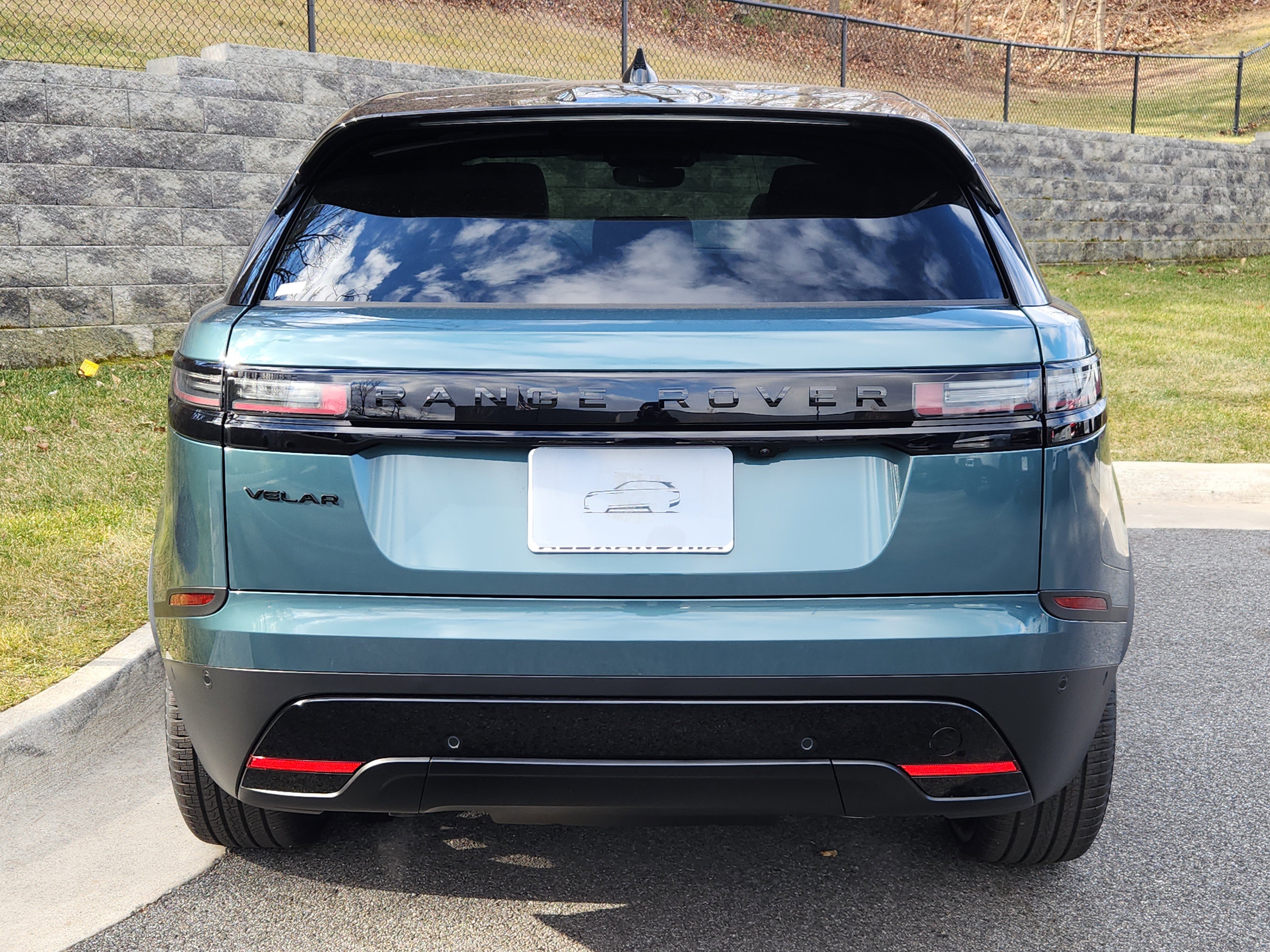 Used 2026 Land Rover Range Rover Velar S image 7