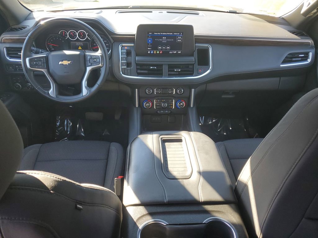 Used 2023 Chevrolet Suburban LS image 9
