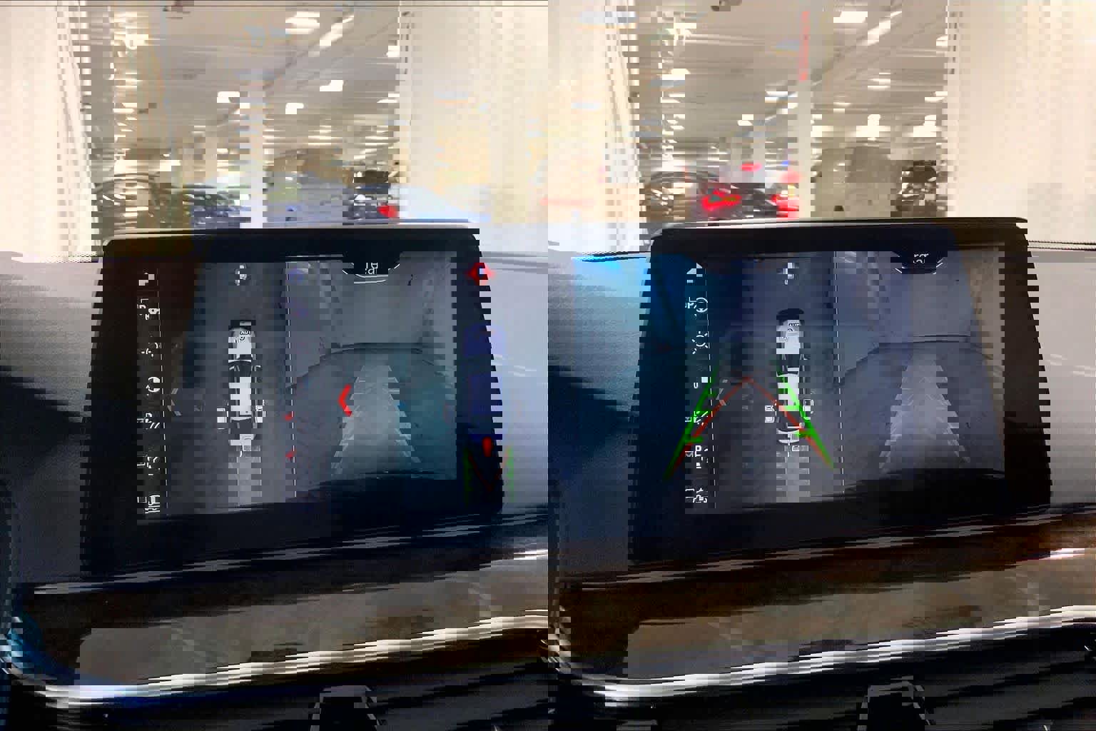 Used 2019 BMW 530i xDrive w/ Executive Package image 26