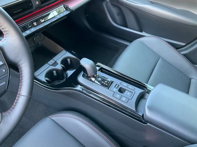 Used 2025 Toyota Prius Plug-In Hybrid FWD image 16
