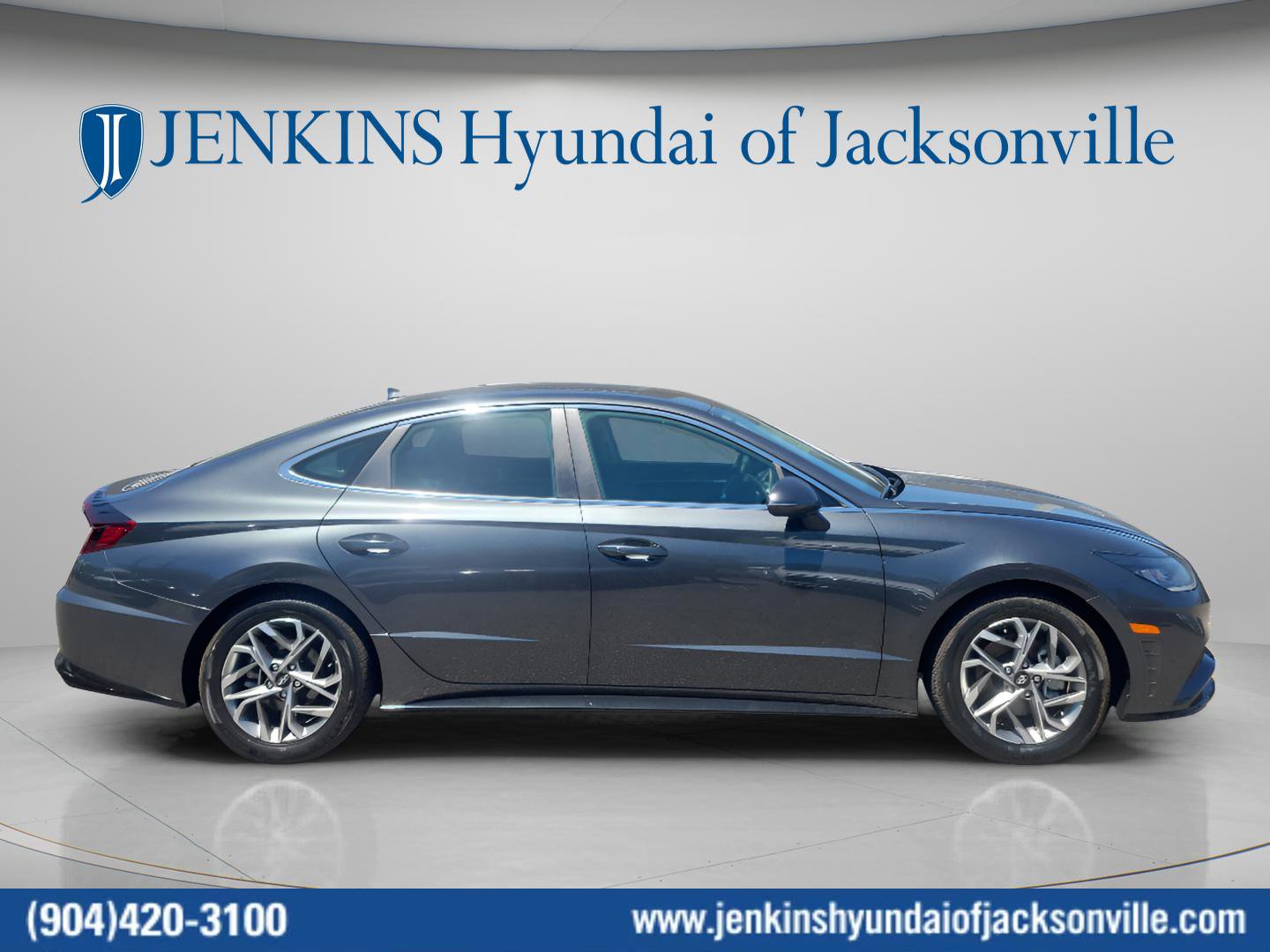 Certified 2022 Hyundai Sonata SEL FWD image 2