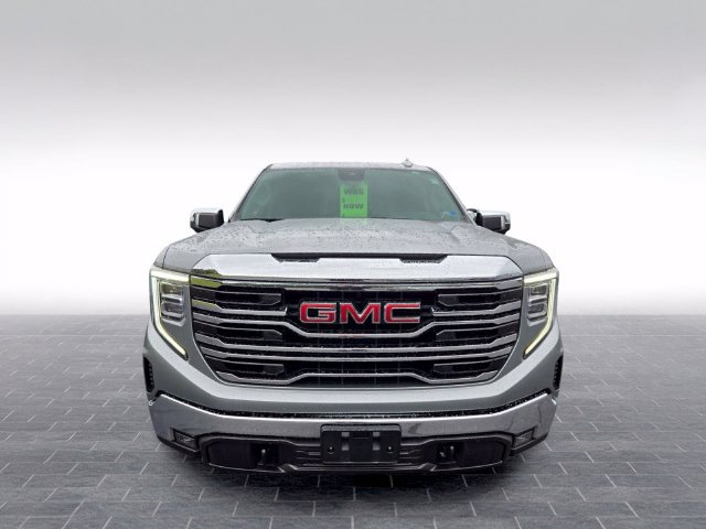 Used 2025 GMC Sierra 1500 SLT AWD/4WD image 2