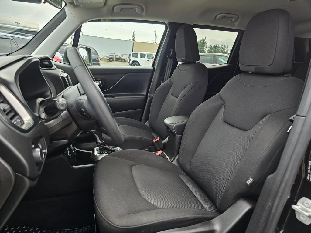 Used 2022 Jeep Renegade Sport w/ Sport Appearance Group AWD/4WD image 20