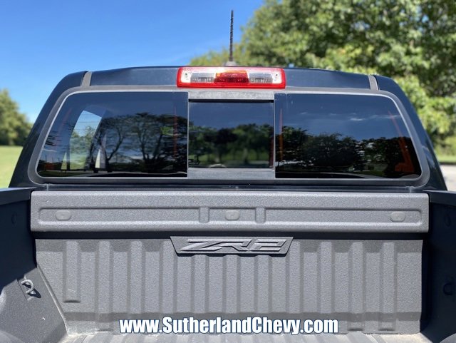 Used 2020 Chevrolet Colorado ZR2 w/ Colorado ZR2 Bison Edition image 16