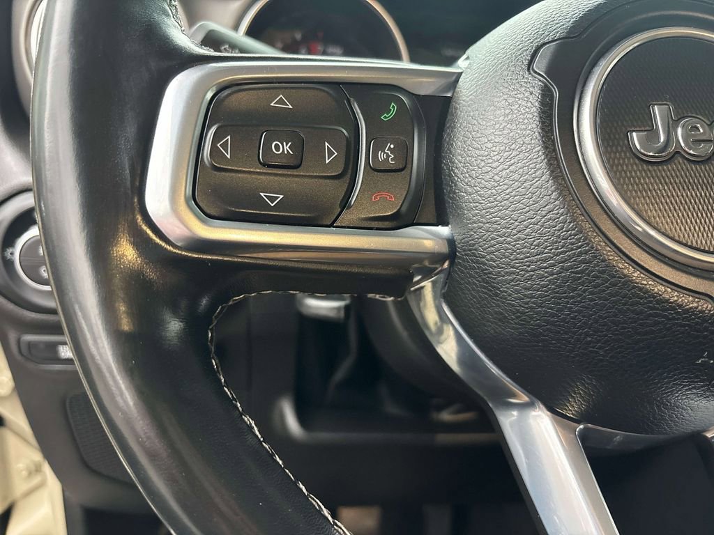 Used 2022 Jeep Gladiator Rubicon w/ LED Lighting Group image 18