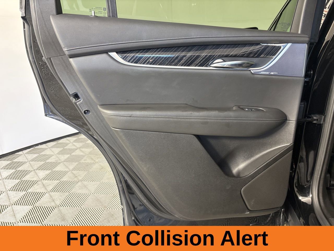 Used 2025 Cadillac XT6 Premium Luxury image 20