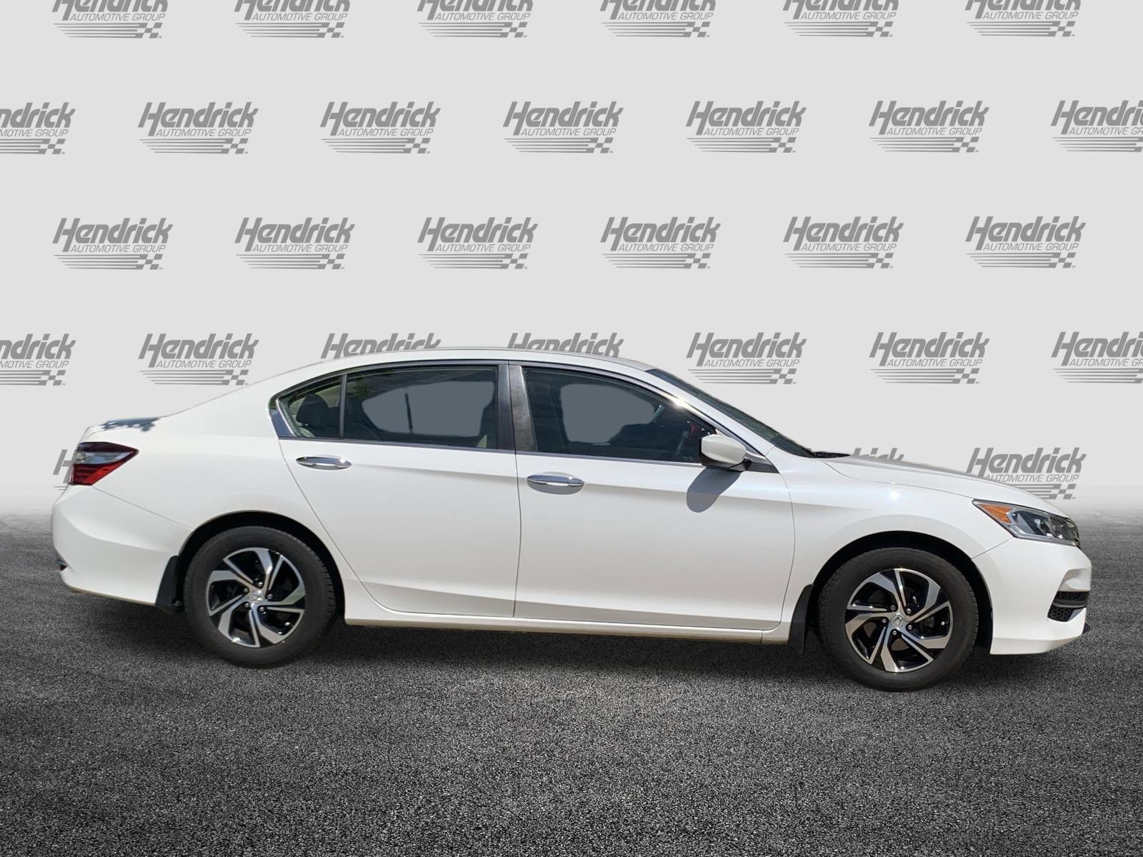 Used 2017 Honda Accord LX image 10