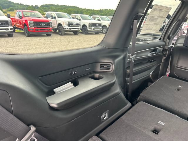 New 2025 Jeep Wagoneer Series III w/ Rear Seat Video Group 1 image 54