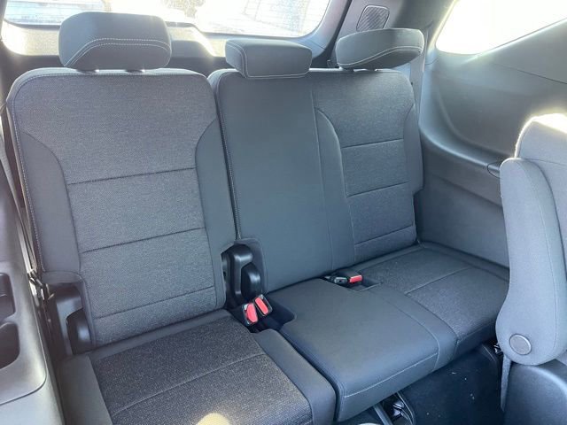 New 2026 Chevrolet Traverse LT w/ LPO, Floor Liner Package FWD image 10