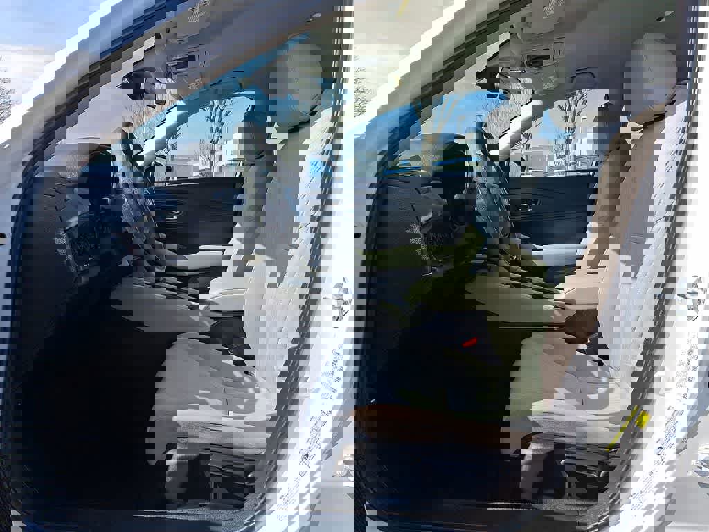 Certified 2023 Honda Accord LX image 11