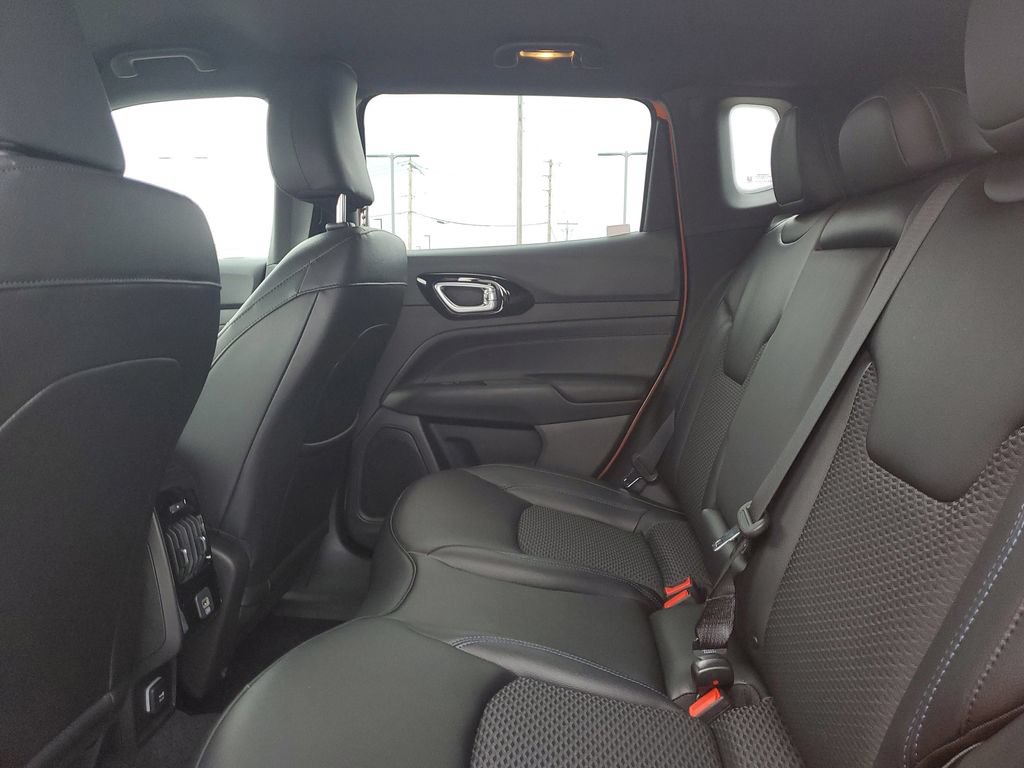 New 2026 Jeep Compass Latitude AWD/4WD image 10
