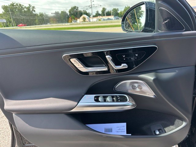 New 2027 Mercedes-Benz E 350 4MATIC Sedan image 12