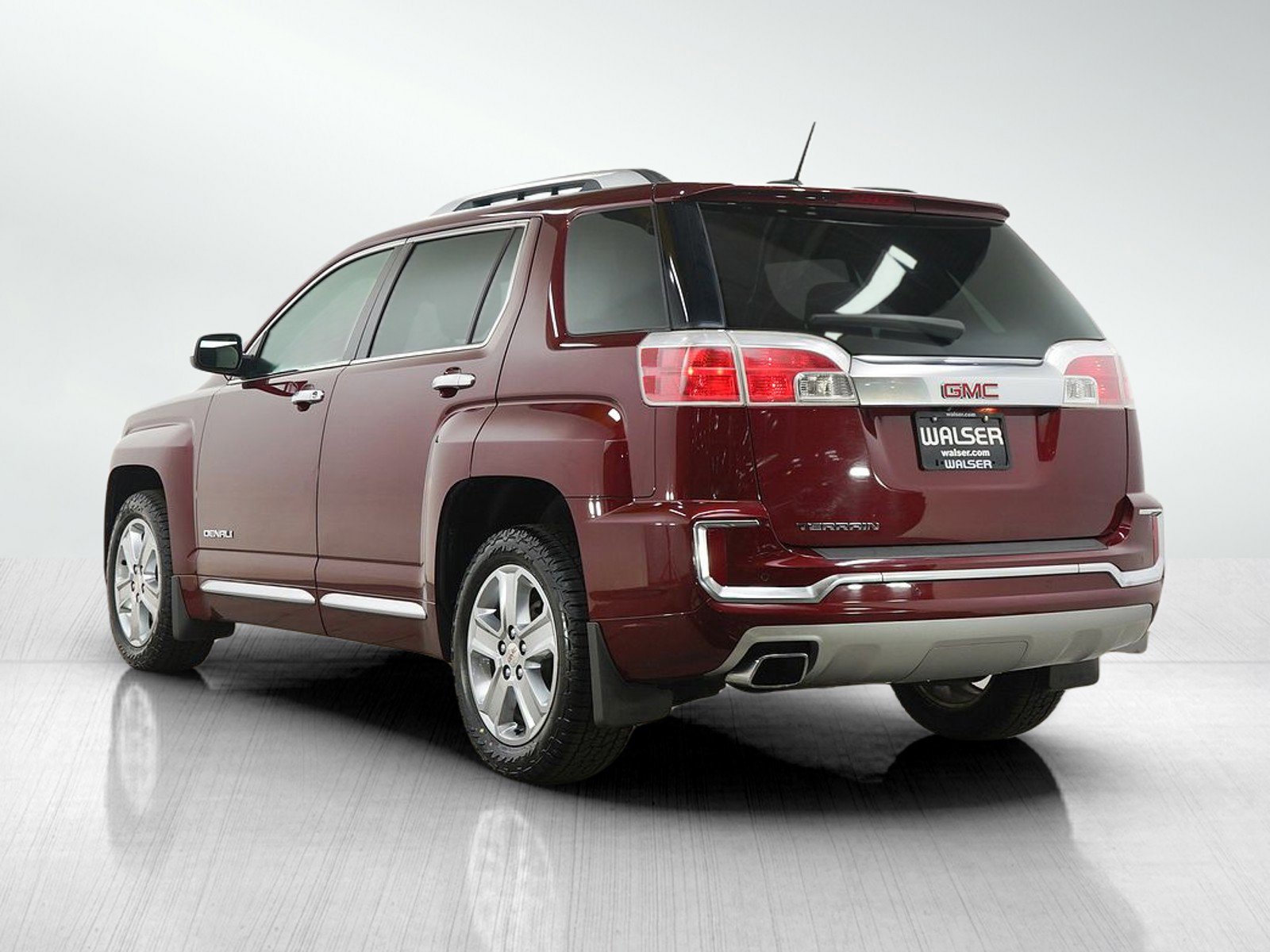Used 2016 GMC Terrain Denali image 3