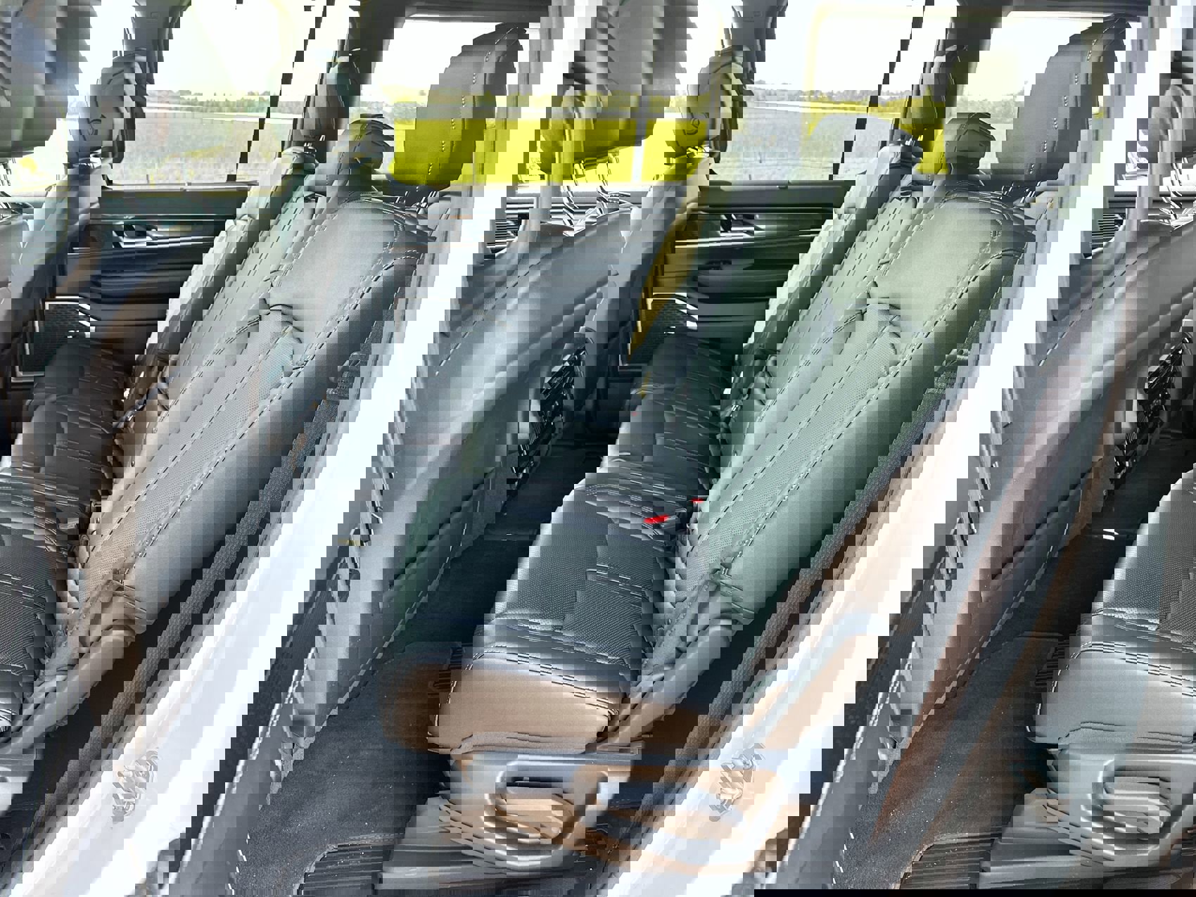 New 2024 Jeep Wagoneer 4WD w/ Convenience Group I image 22