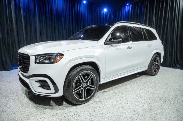 New 2026 Mercedes-Benz GLS 450 4MATIC image 1
