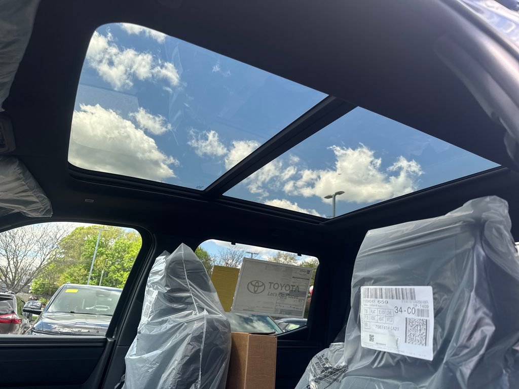 New 2026 Toyota Tundra Platinum AWD/4WD image 17