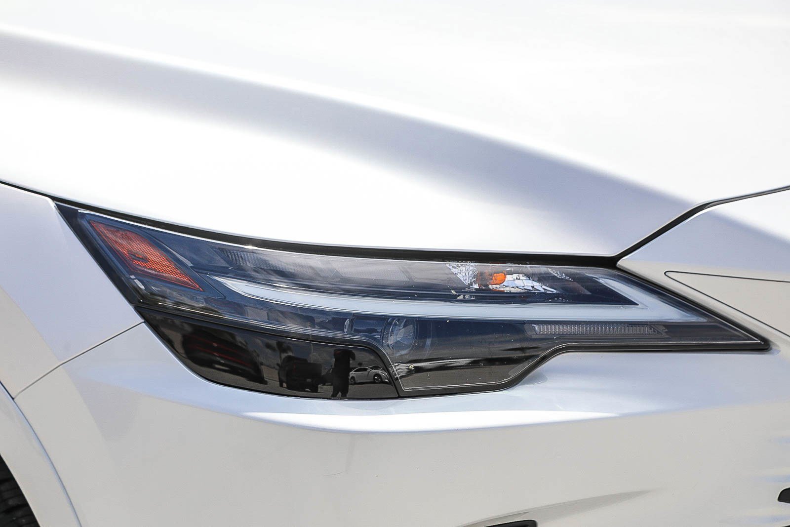 Used 2023 Lexus RX 350 FWD w/ Cold Area Package image 8