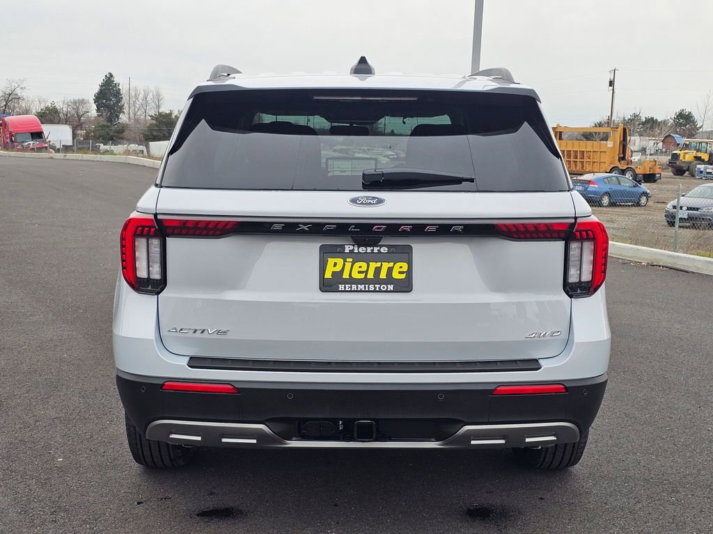 New 2026 Ford Explorer Active w/ Active Comfort Package image 5
