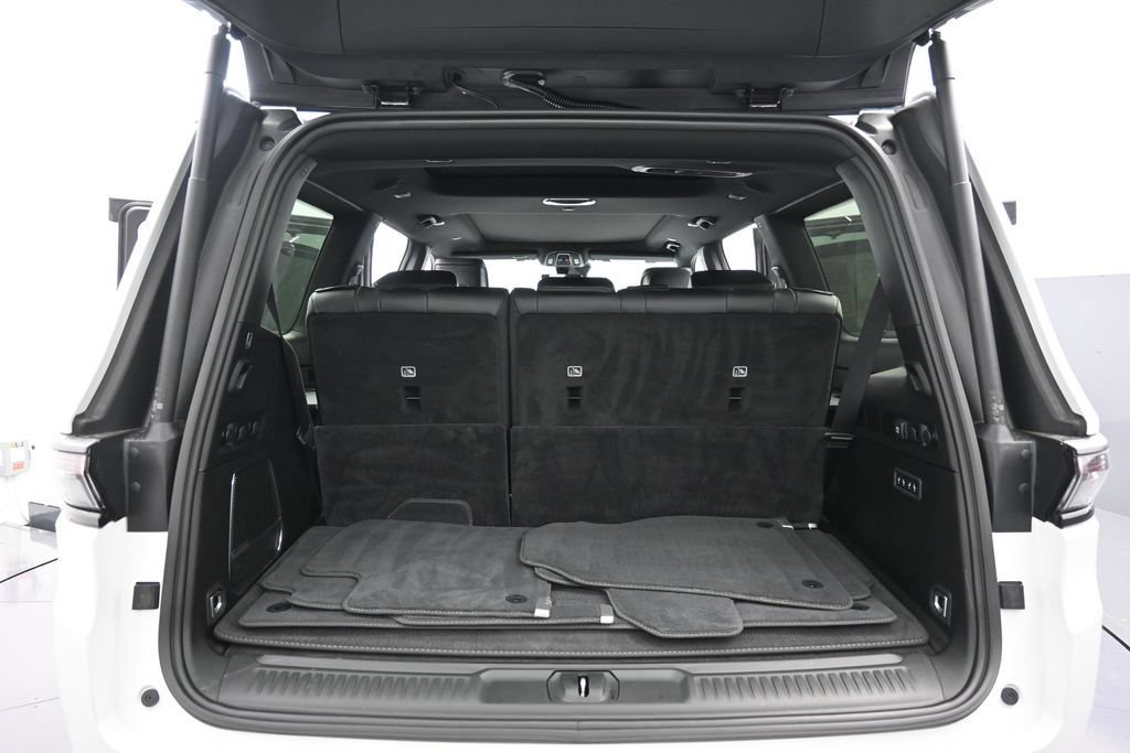 Used 2026 Jeep Grand Wagoneer Limited AWD/4WD image 33