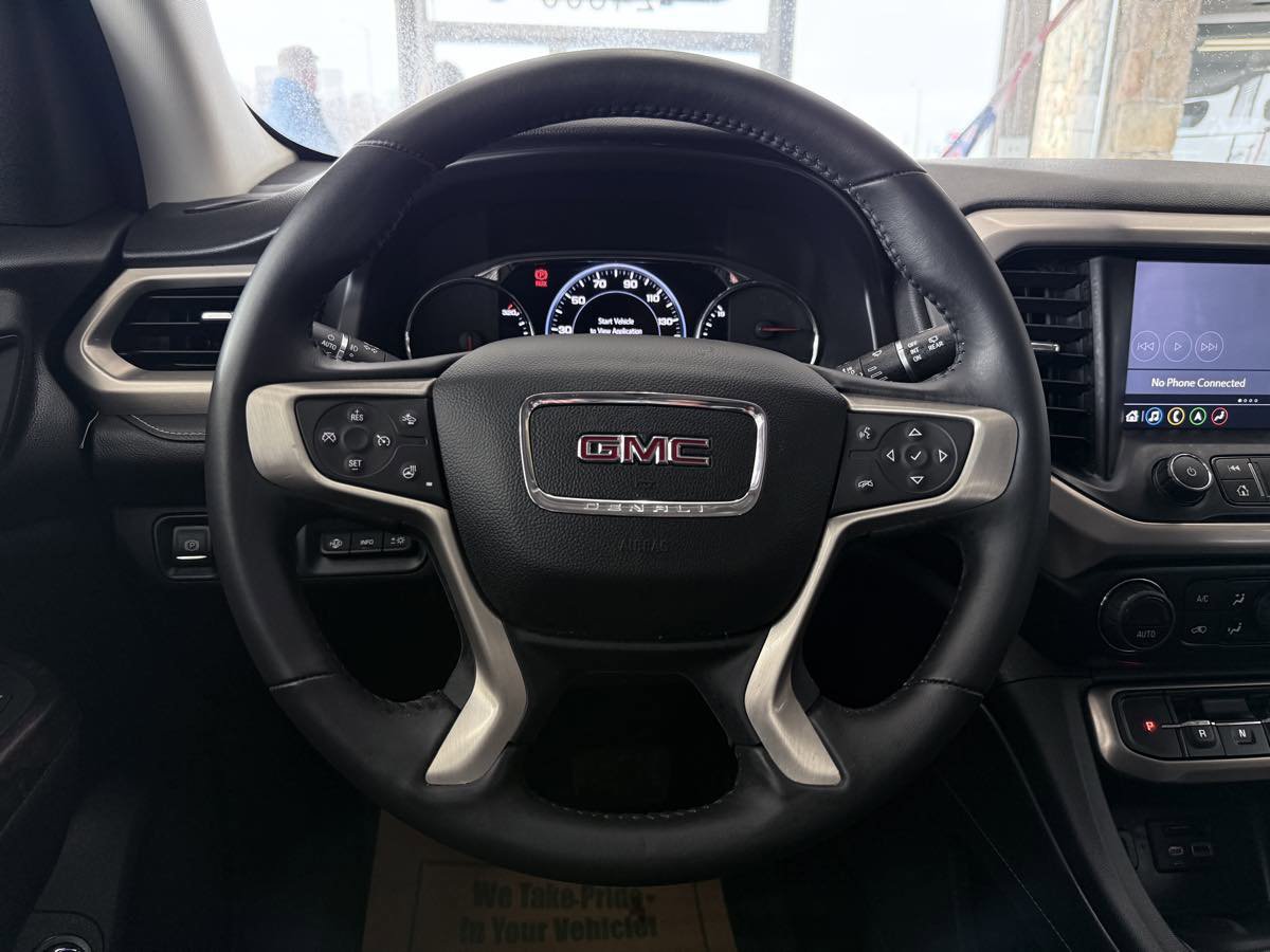 Used 2022 GMC Acadia Denali w/ Denali Ultimate Package FWD image 49