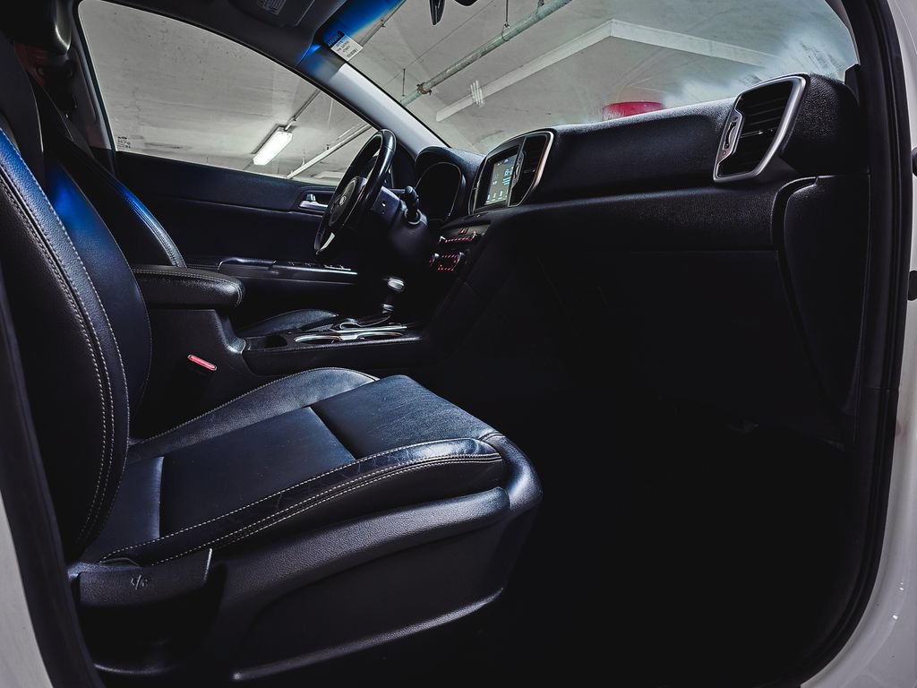 Used 2017 Kia Sportage EX FWD image 33