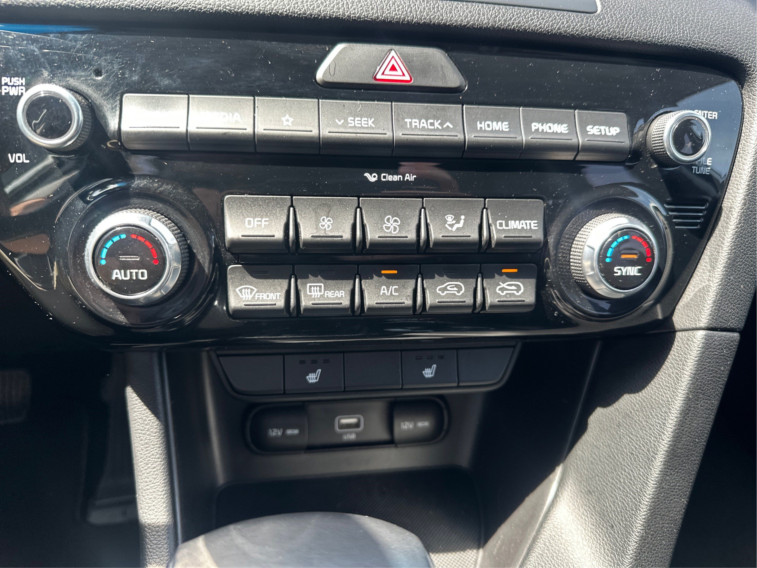 Used 2022 Kia Sportage EX AWD/4WD image 31