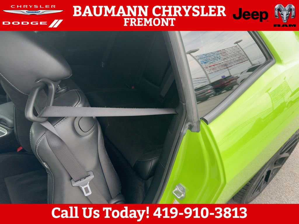 Used 2015 Dodge Challenger R/T Scat Pack w/ Leather Interior Group image 15