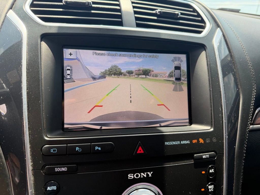 Used 2019 Ford Explorer Platinum AWD/4WD image 27