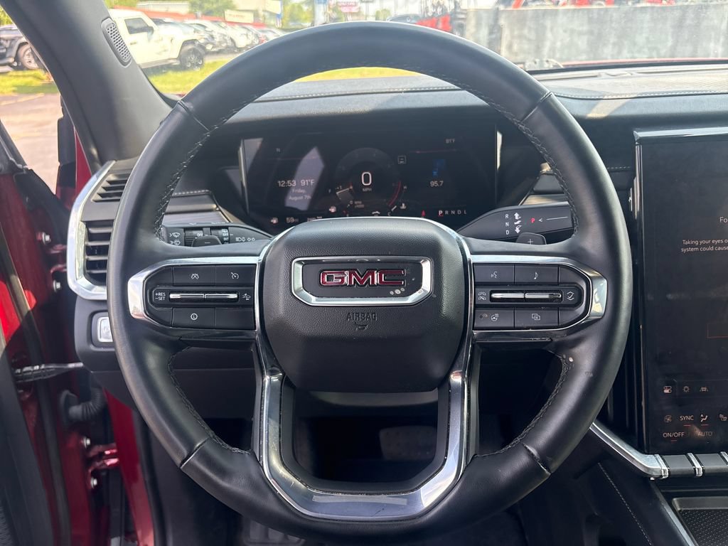 Used 2024 GMC Acadia Elevation w/ Trailering Package AWD/4WD image 17