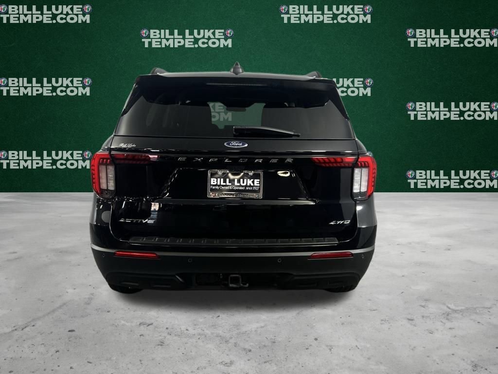 Used 2025 Ford Explorer Active image 6