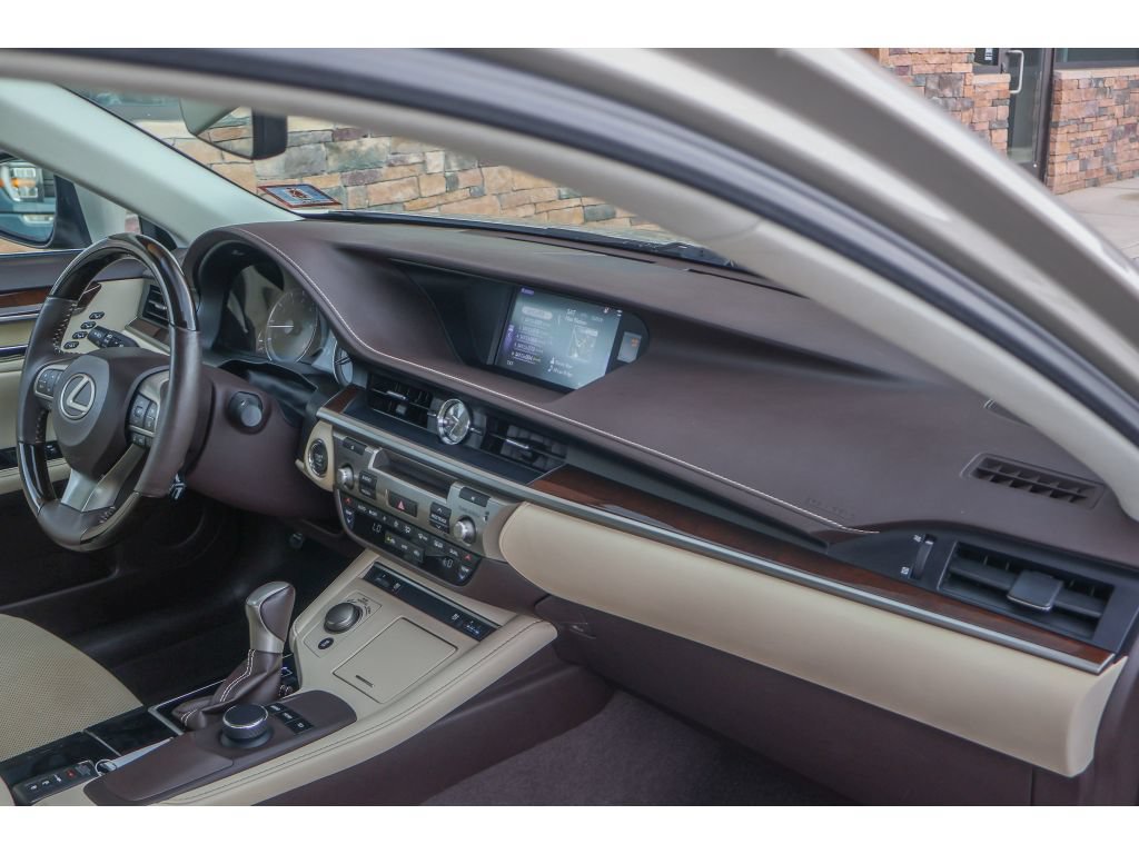 Used 2017 Lexus ES 350 w/ Premium Package FWD image 15